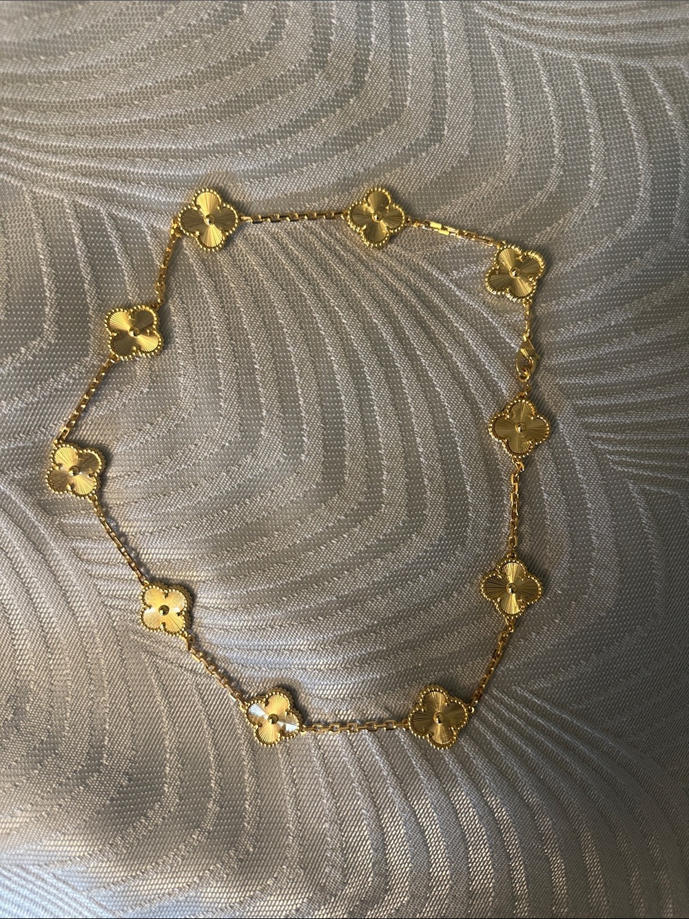 VCA 10 motif clover necklace gold